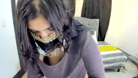 Anissa online show from 04.13.26