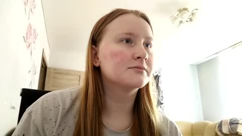 Snapshot of anika_lipps chatting on 05.19.26 Anika online show from 05.19.26