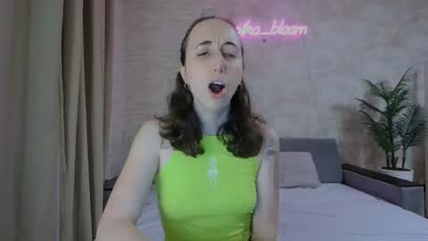 Snapshot of anikabloom chatting on 01.13.25 anikabloom online show from 01.13.25