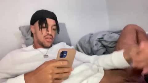 Animeboygirls online show from 10.28.25