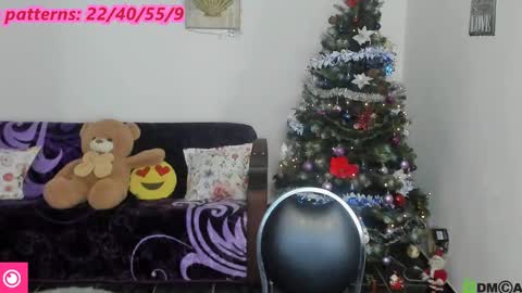 Snapshot of anissyax chatting on 12.11.24 AnissyaX online show from 12.11.24