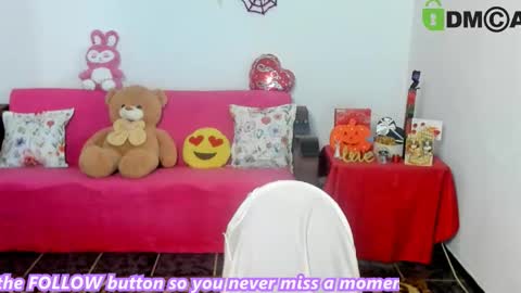 AnissyaX online show from 12.01.25