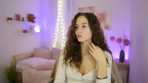 Anita Grey online show from 09.25.25