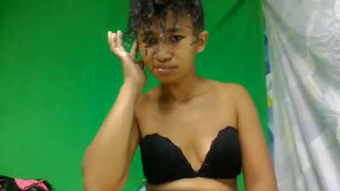 Snapshot of anitaazzh chatting on 06.01.26 anitaazzh online show from 06.01.26