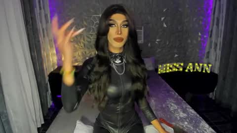 Snapshot of anitacruisze chatting on 01.18.25 Miss Ann online show from 01.18.25