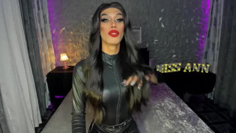 Snapshot of anitacruisze chatting on 01.19.25 Miss Ann online show from 01.19.25