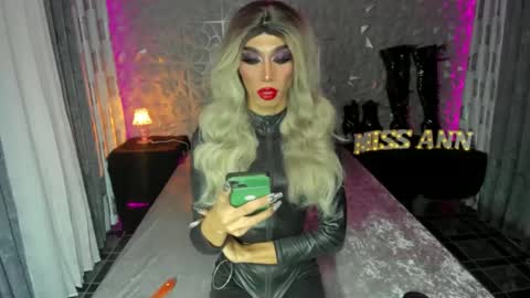 Snapshot of anitacruisze chatting on 01.21.25 Miss Ann online show from 01.21.25