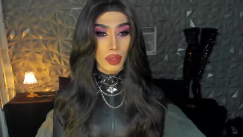 Snapshot of anitacruisze chatting on 01.26.25 Miss Ann online show from 01.26.25