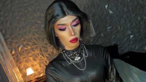 Snapshot of anitacruisze chatting on 01.26.25 Miss Ann online show from 01.26.25