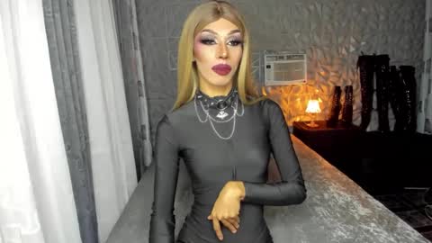 Snapshot of anitacruisze chatting on 02.16.25 Miss Ann online show from 02.16.25