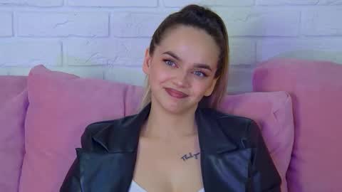 Snapshot of anitaventure chatting on 03.27.26 AnitaVenture online show from 03.27.26