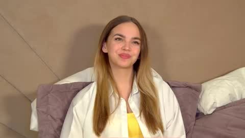 Snapshot of anitaventure chatting on 05.28.26 AnitaVenture online show from 05.28.26