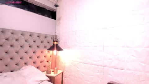 Anittatoro  online show from 11.08.25