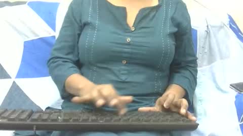 anjali_dogra786 online show from 10.02.25