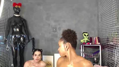 Snapshot of anjinhama chatting on 02.03.26 Hello My name is NaiaraPv is OPEN online show from 02.03.26