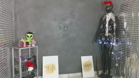 Snapshot of anjinhama chatting on 05.20.26 Hello My name is NaiaraPv is OPEN online show from 05.20.26