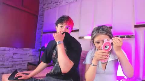 ANGEL AND TEFY online show from 11.24.25