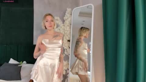 Snapshot of ann_garcia chatting on 02.20.26 ann online show from 02.20.26