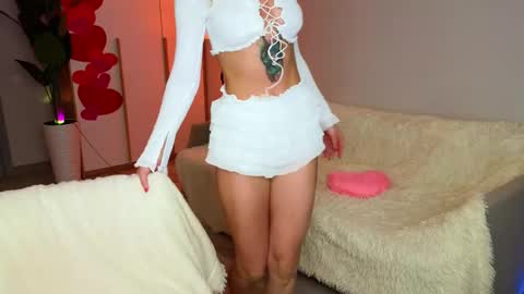 anna__herrera online show from 02.17.26