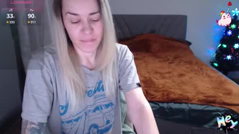 Anadirectgirl online show from 12.20.24