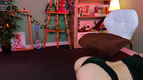 Snapshot of anna_bloom_ chatting on 01.24.25 Violett online show from 01.24.25