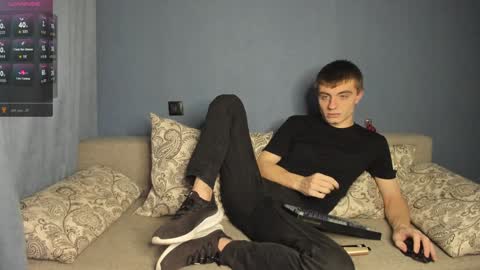 Snapshot of anna_jason chatting on 01.10.25 Fansly Jason sweet ass online show from 01.10.25