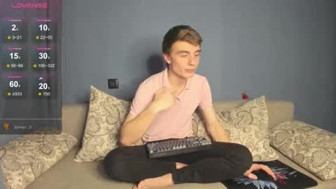 Snapshot of anna_jason chatting on 02.10.25 Fansly Jason sweet ass online show from 02.10.25