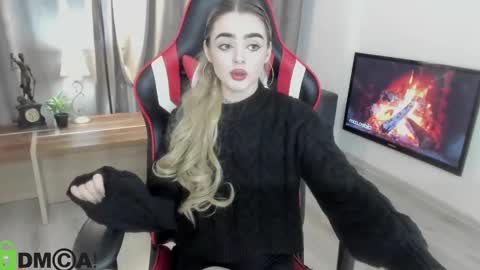 Anna online show from 12.12.24