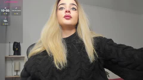 Anna online show from 12.25.24