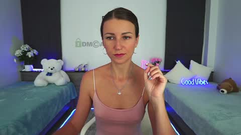 Anna Shine online show from 01.11.25