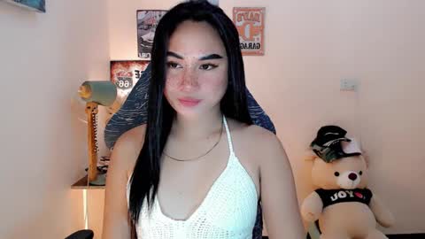 Snapshot of anna_thompsonxx chatting on 01.05.25 SWEET ANNA online show from 01.05.25