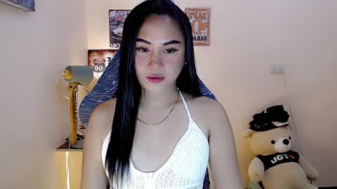 Snapshot of anna_thompsonxx chatting on 01.06.25 SWEET ANNA online show from 01.06.25