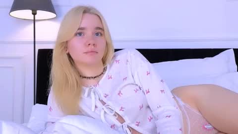 AnnaBelle online show from 11.01.25