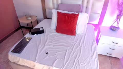 AnnaBrooks online show from 02.03.26