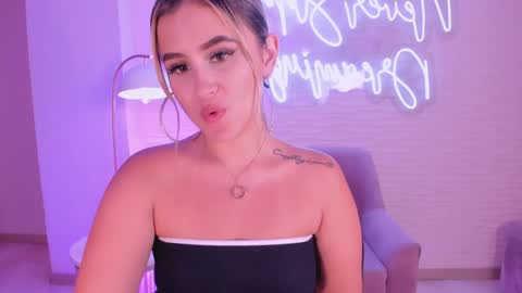 Anna Brooks  online show from 01.28.25