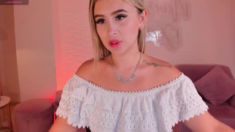 Anna Brooks  online show from 01.30.25