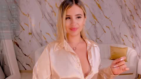 Anna Brooks  online show from 02.03.25