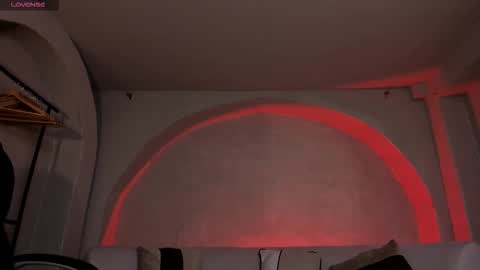 Anna Brooks  online show from 03.18.26