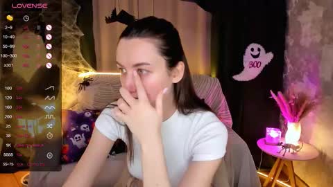 Anna online show from 10.30.25