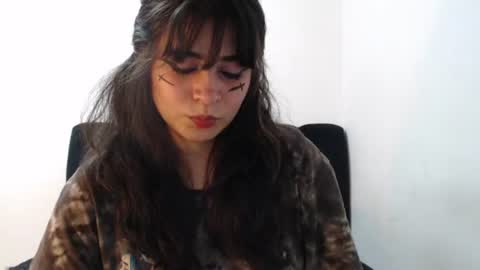 Snapshot of annacrow chatting on 06.17.26 Anna online show from 06.17.26
