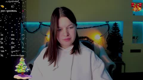 Snapshot of annafols chatting on 12.28.24 Anna online show from 12.28.24