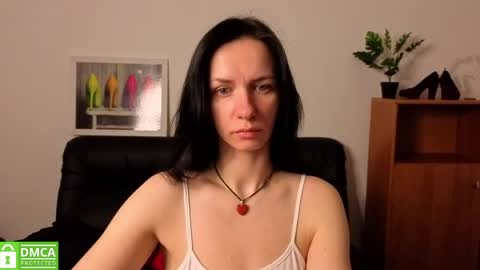 Anna online show from 04.13.26