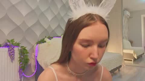 Snapshot of annamarie_foryou chatting on 05.16.26 Holly Molly Im Polly online show from 05.16.26