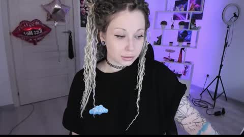 Anna online show from 09.14.25