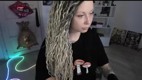 Snapshot of annanebula chatting on 06.14.26 Anna online show from 06.14.26