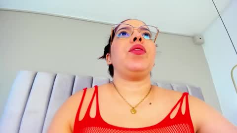 Snapshot of annanoval_10 chatting on 02.02.26 AnnaNoval 10 online show from 02.02.26