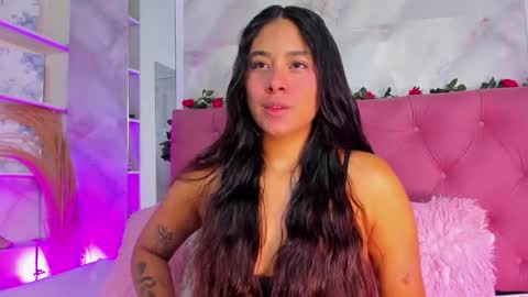 Snapshot of annaqueen_ chatting on 11.21.25 Anna online show from 11.21.25