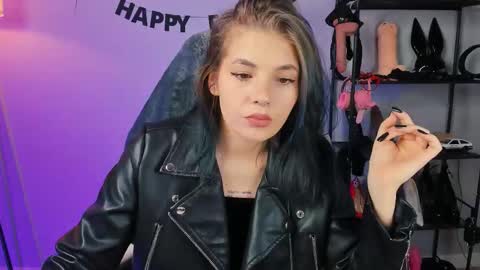 Anna online show from 09.25.25