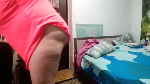 AnnaxGoldX online show from 11.04.25