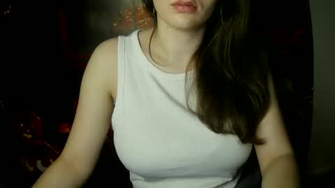 Snapshot of annbelll chatting on 10.18.25 Bella online show from 10.18.25